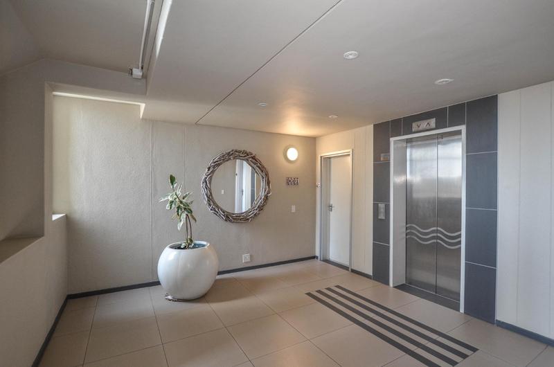 3 Bedroom Property for Sale in Dolphin Beach Western Cape